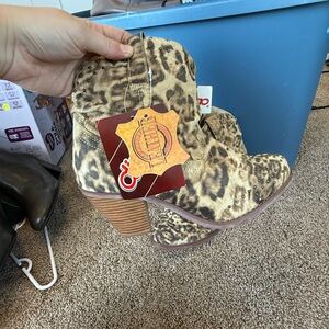 Dan Post Leopard Print Heeled Boots